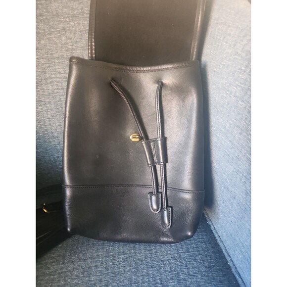 Coach Vintage Black Leather 9960 "Daypack" Backpack w/ Turnlock & Drawstrings - Picture 3 of 12